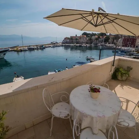 Διαμέρισμα Stone House Seaside Retreat On Bra Island - Two Bedroom 2 Sutivan