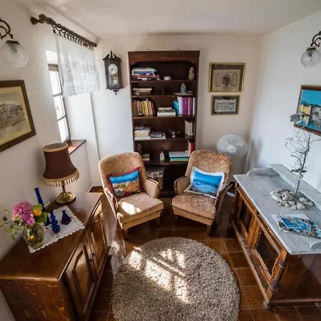 Stone House Seaside Retreat On Bra Island - Two Bedroom 2 *