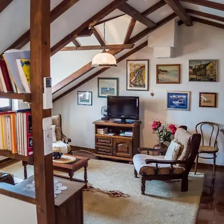 Stone House Seaside Retreat On Bra Island - Two Bedroom 2 * Sutivan