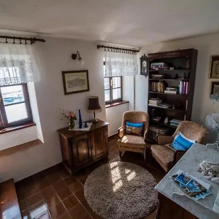 Stone House Seaside Retreat On Bra Island - Two Bedroom 2 *